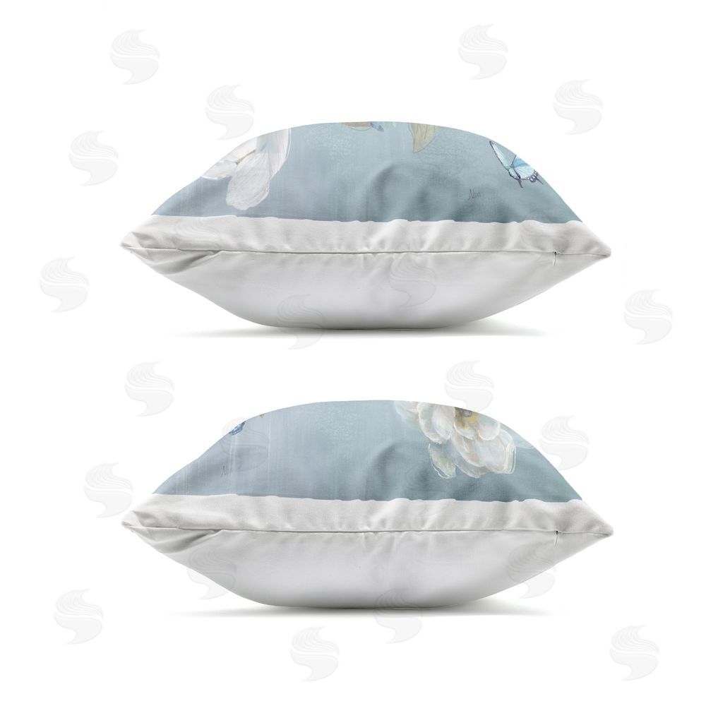 Nan Nature's Tranquility Florals Outdoor Quick-Dry Polyester Square Throw Pillow Zipper Detail