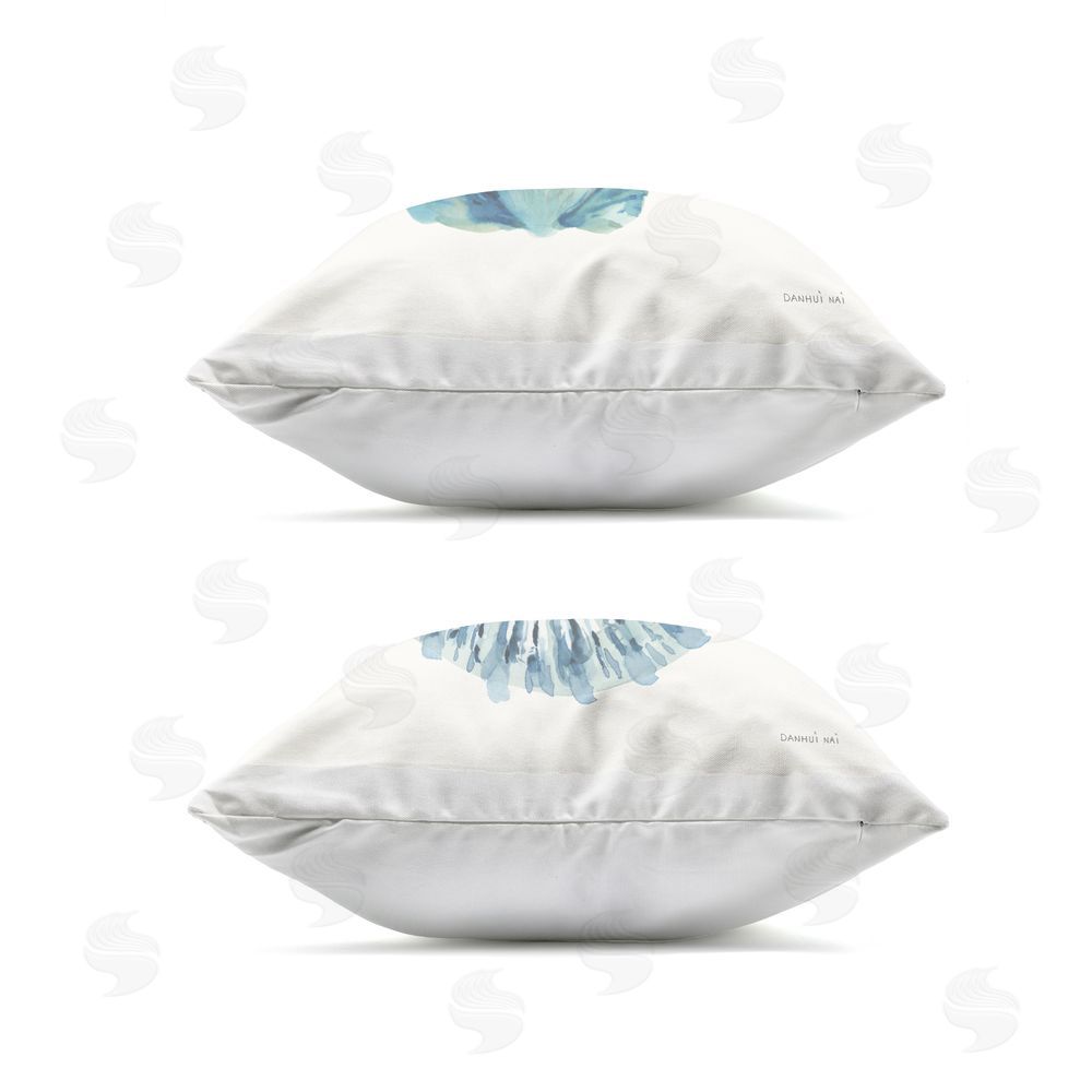 Danhui Nai Tidepool Treasures Seashells Outdoor Quick-Dry Polyester Square Throw Pillow Zipper Detail