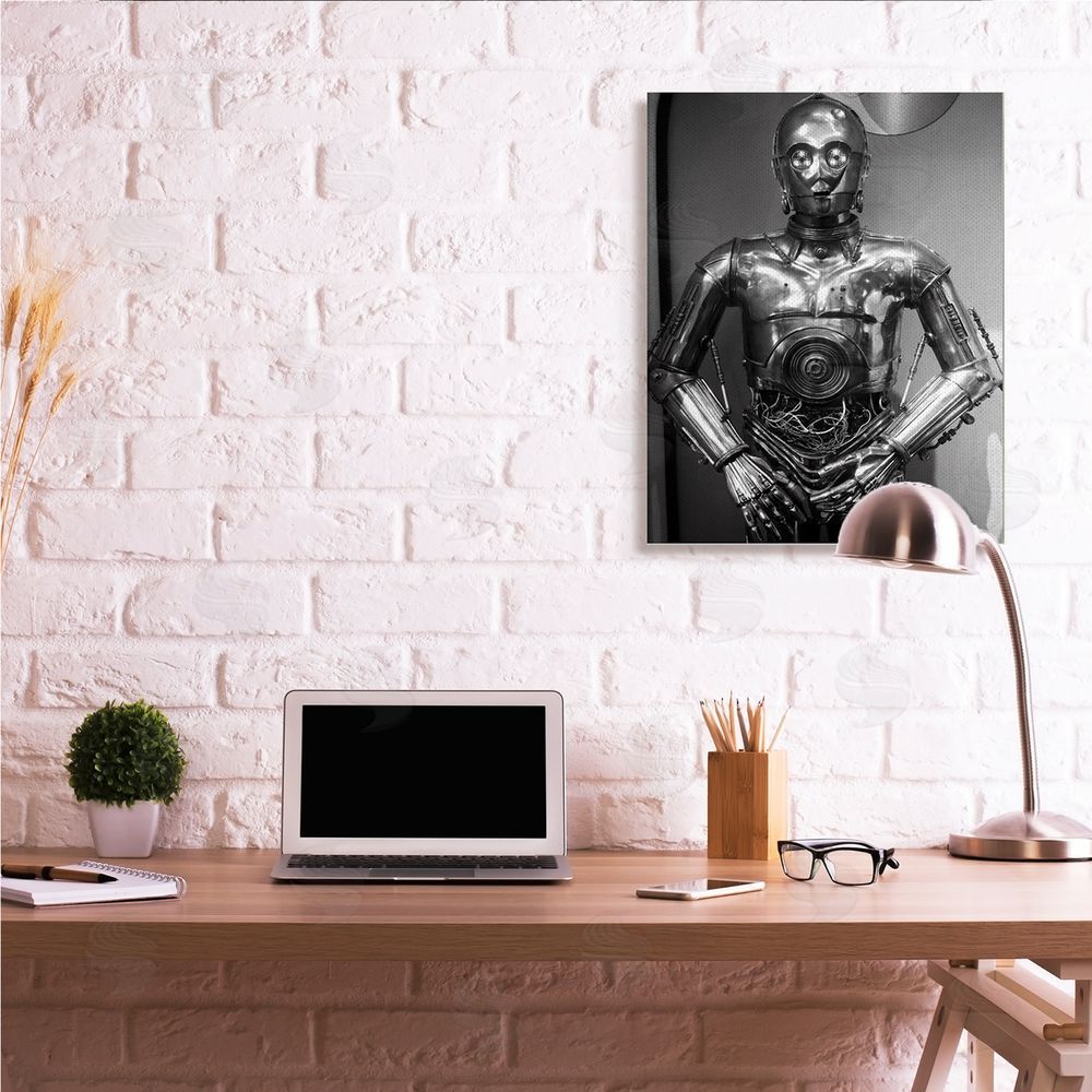 Nice Nshuti Iconic Robot Science Fiction Character Black White