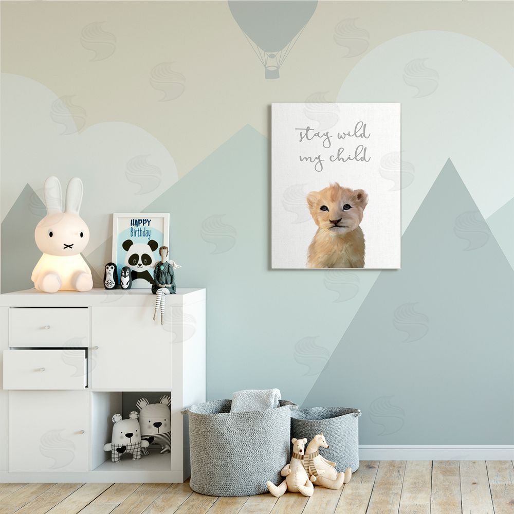 Leah Straatsma Stay Wild Phrase fr_sideiendly Safari Lion Cub