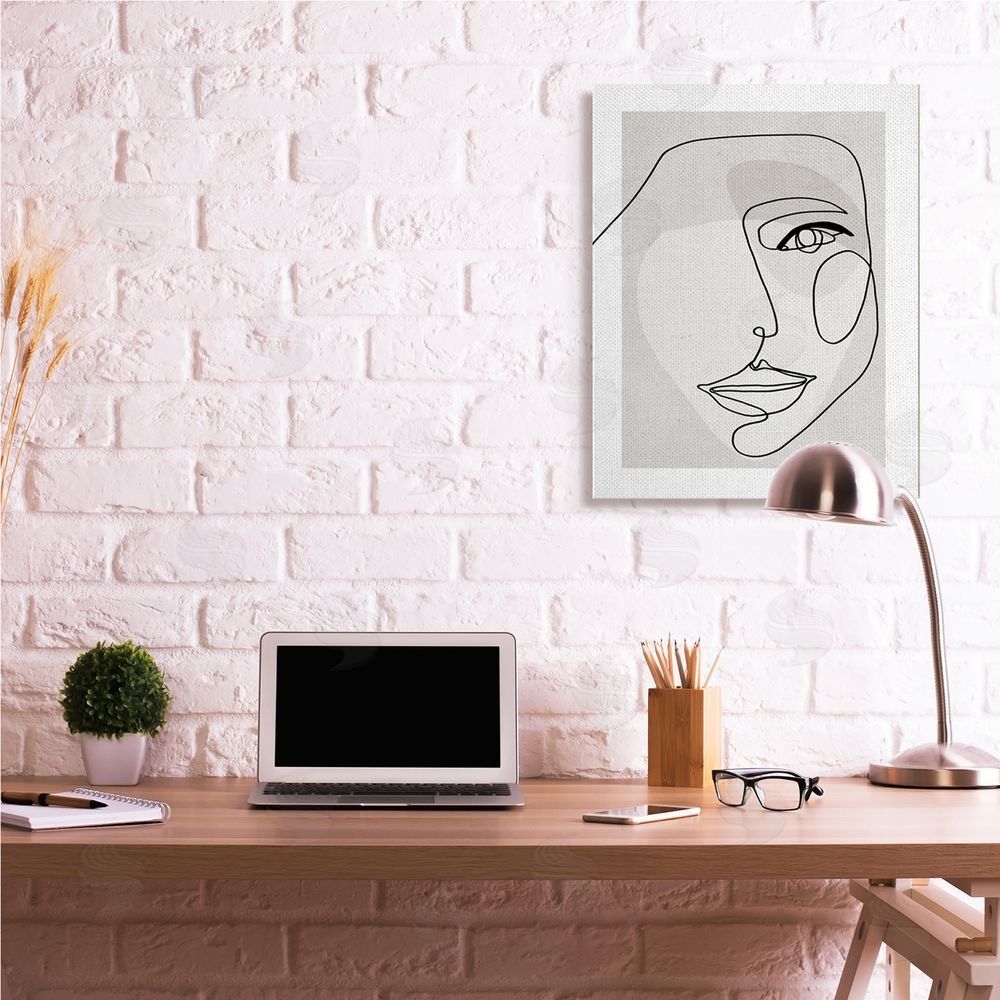 Design Fabrikken Abstract Woman's Face Monochromatic Avant-Garde