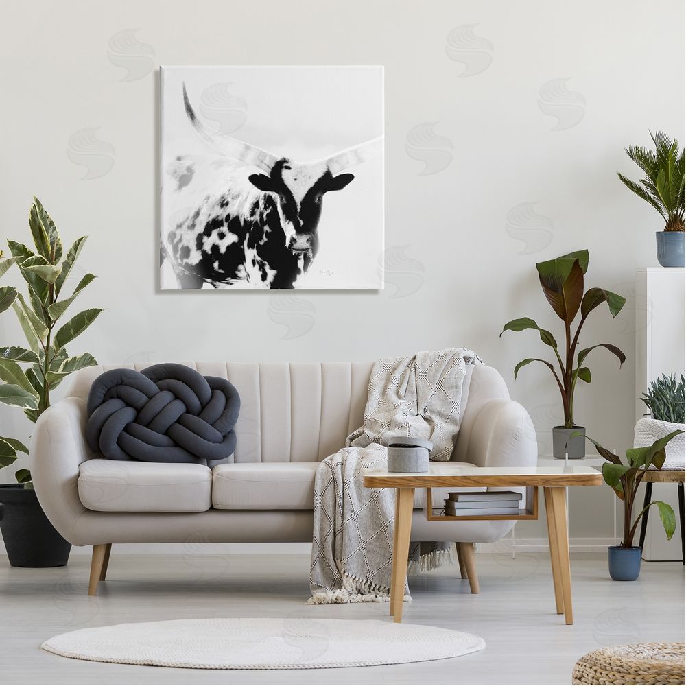 Jennifer Pugh Spotted Longhorn Cattle Meeting Gaze Animal Portrait Canvas Wall Art in Room
