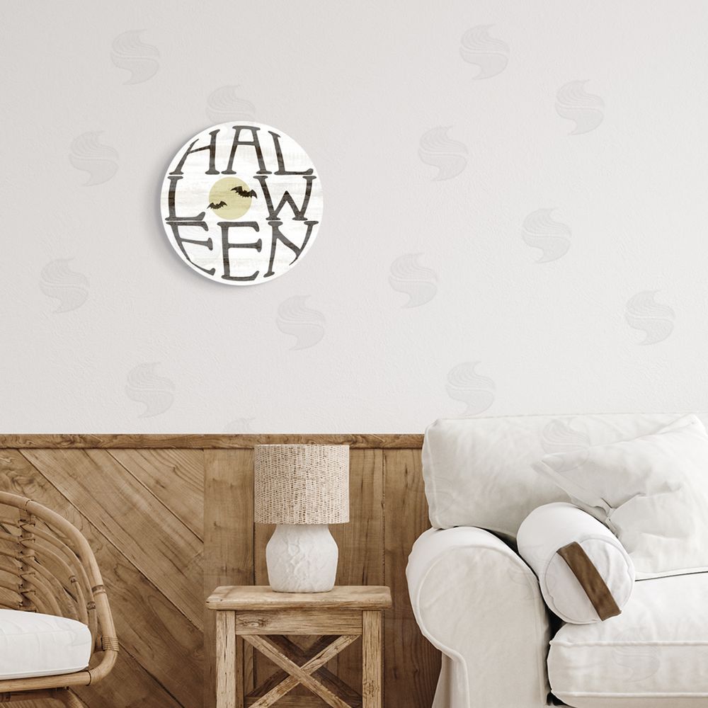 Stupell Studio Round Halloween Bats Word Round Wall Plaque Art Print in Room