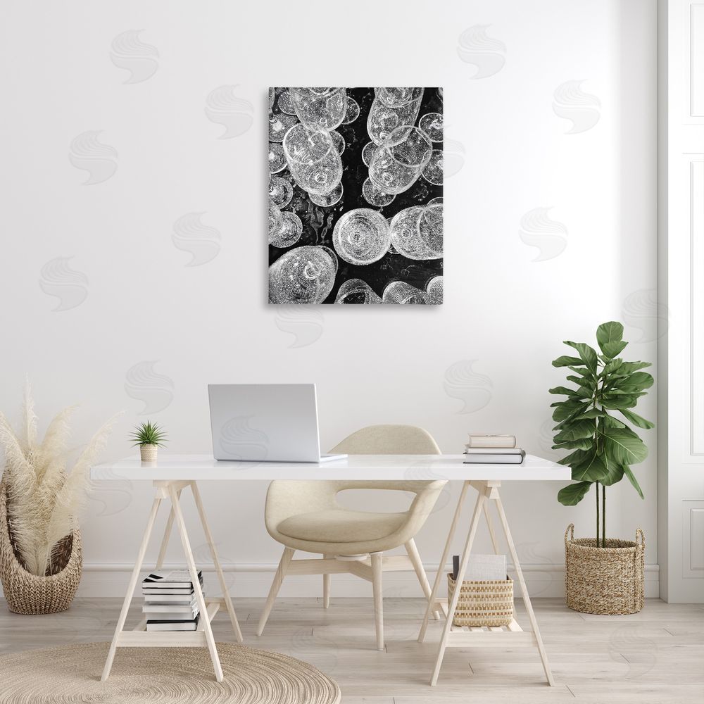 Stupell Studio Glitzy Wine Glasses Canvas Wall Art Print in Room