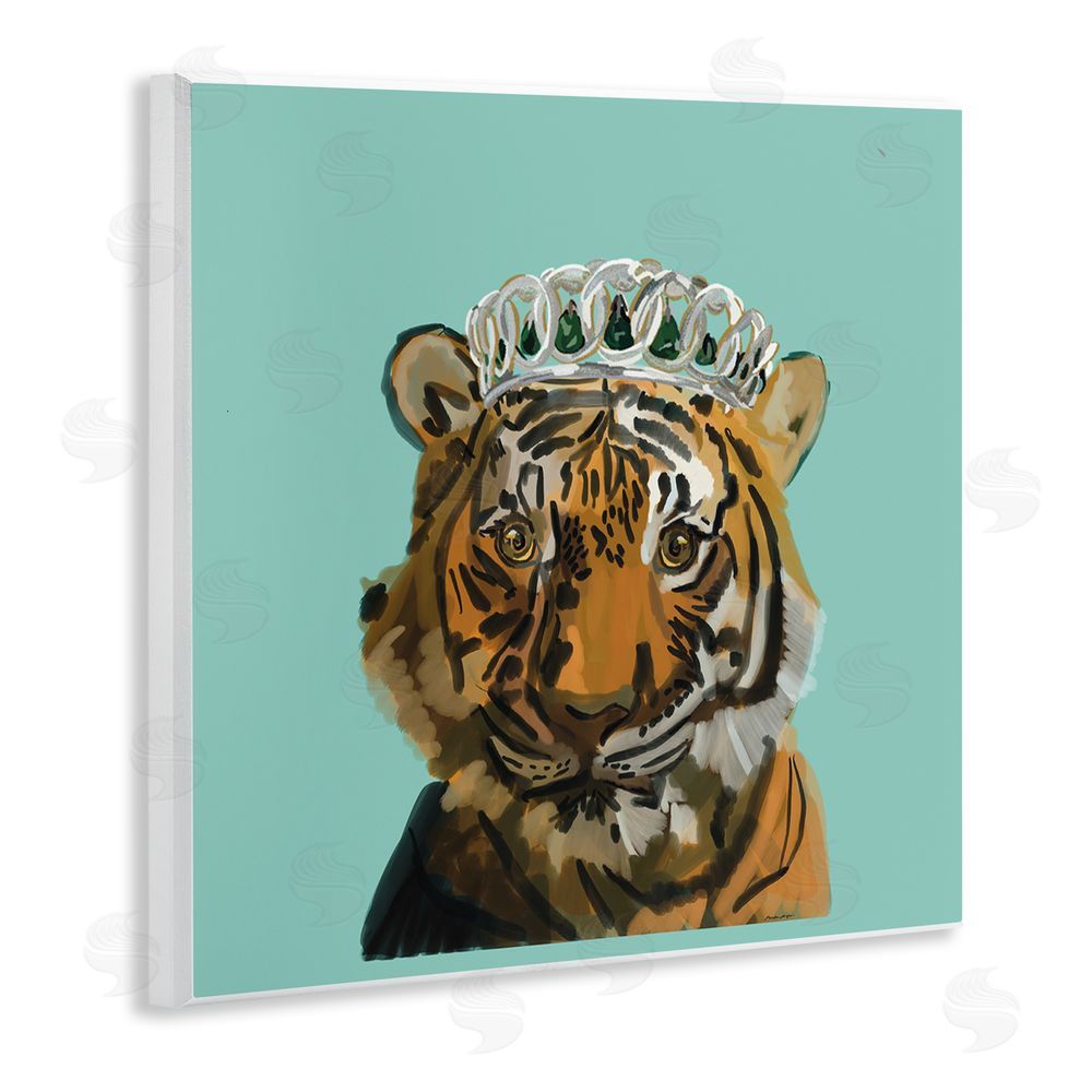 Amelia Noyes Tiger Wearing Crown Wooden Wall Plaque Art Print