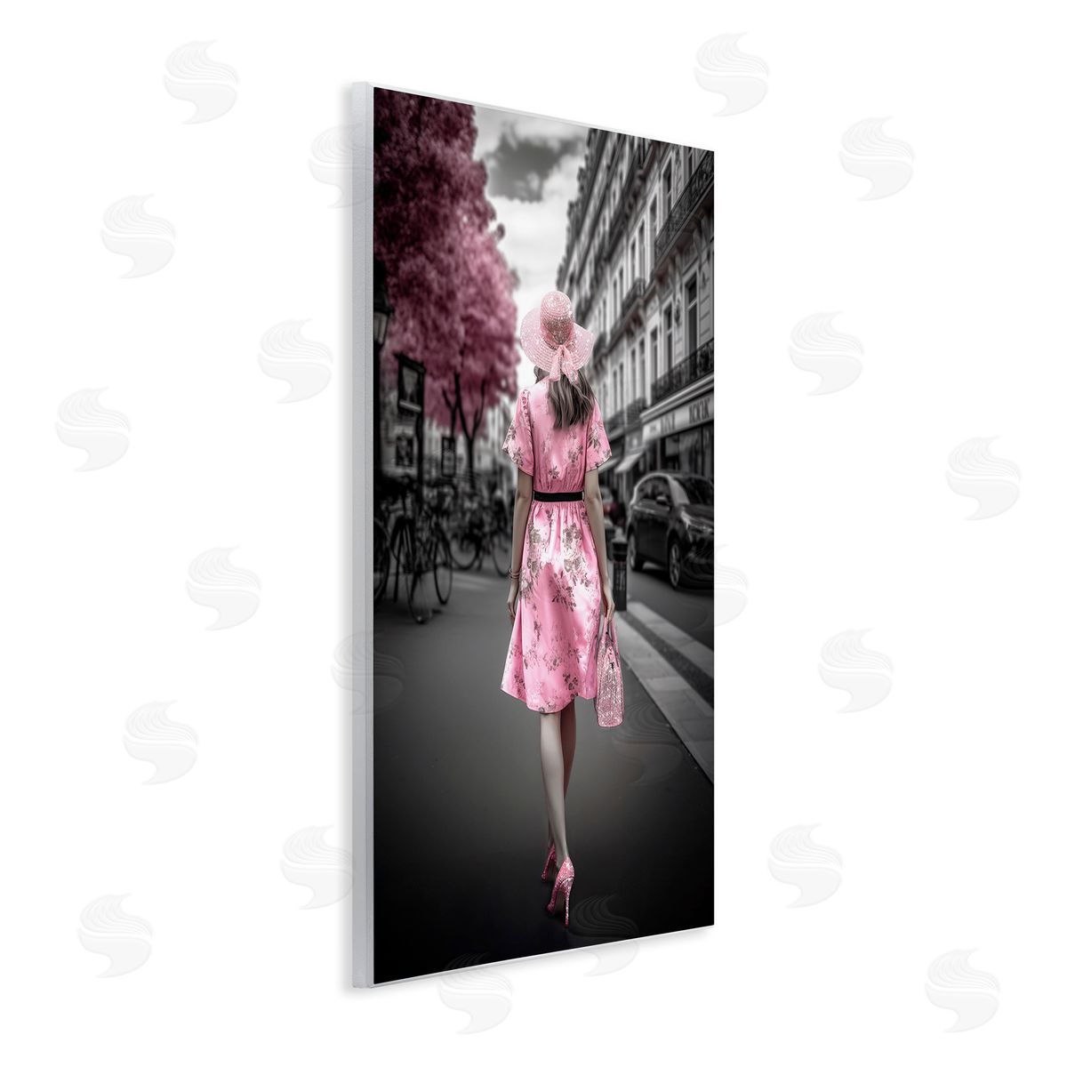 Ziwei Li Trendy Woman in City