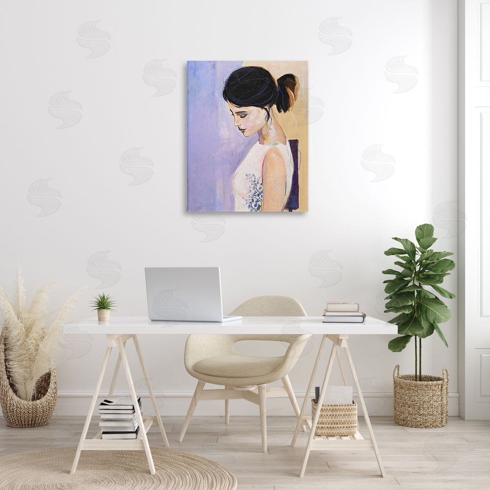 Design Fabrikken Traditional Portrait of Woman Canvas Wall Art Print in Room
