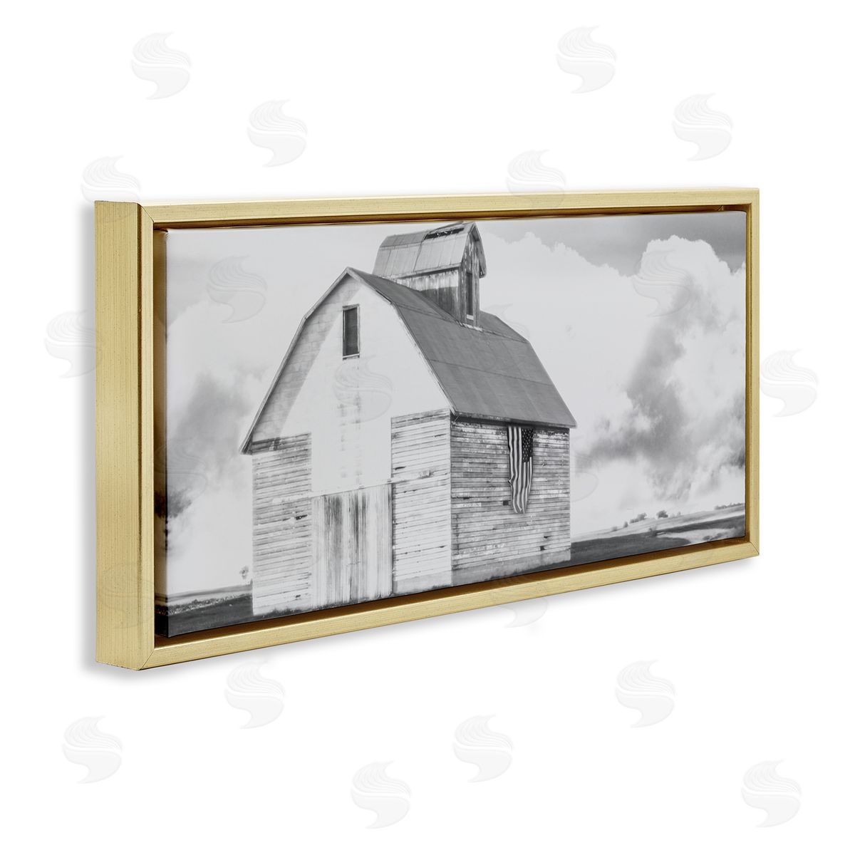 Milli Villa USA Flag on Barn