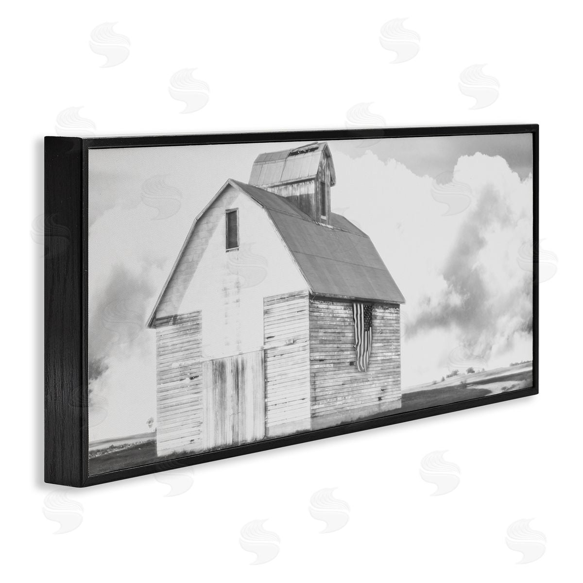 Milli Villa USA Flag on Barn