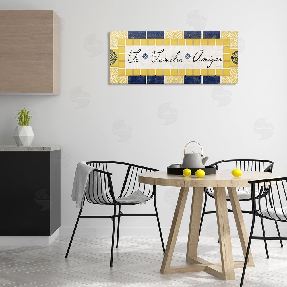 Jennifer Pugh Fe, Familia y Amigos Canvas Wall Art Print in Room