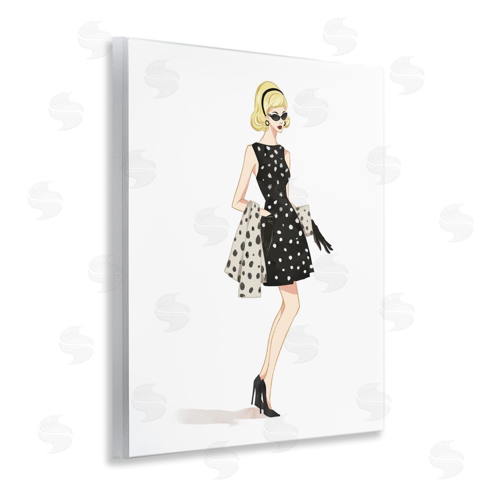 Ziwei Li Feminine Retro Fashion Wooden Wall Plaque Art Print