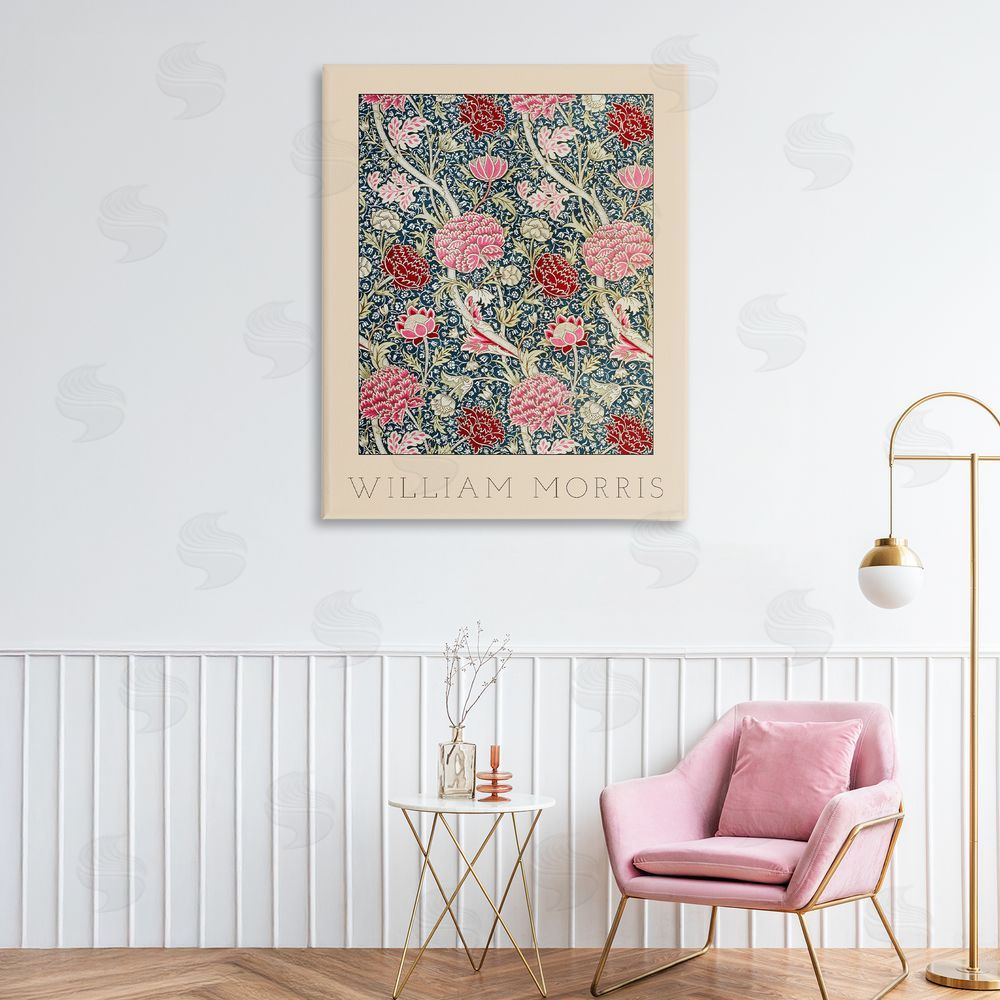 Lil' Rue Ornate Intertwined Flower Classic 