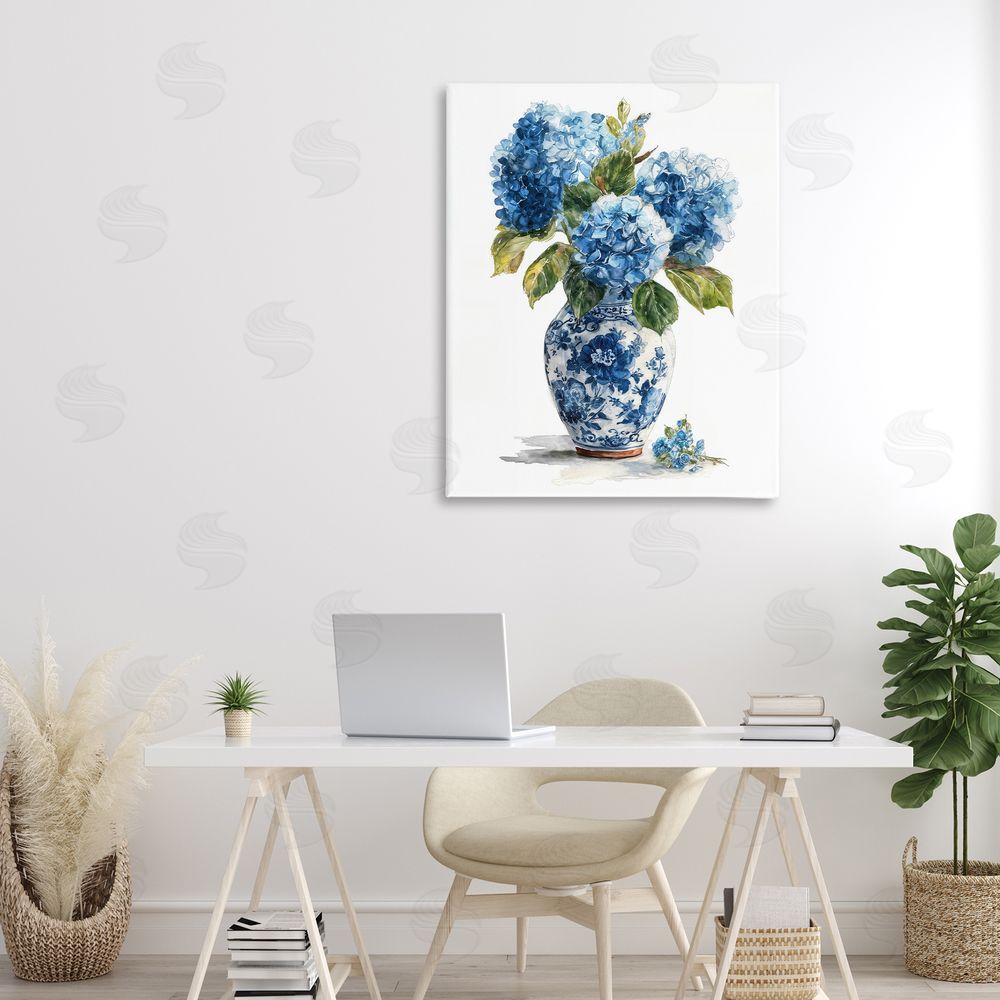 Imagine It Images Porcelain Vase with Hydrangea Bouquet 