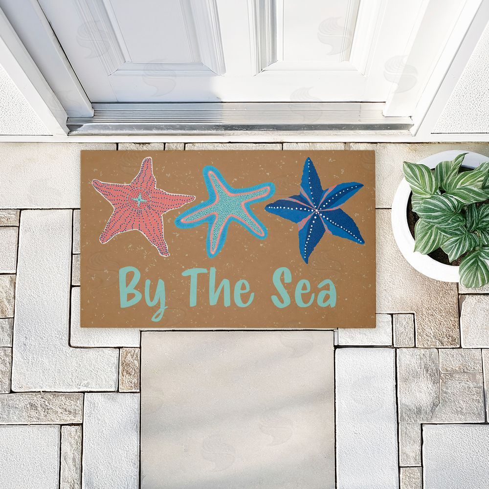 Darlene Seale By The Sea Starfish Unwoven Outdoor Door Mat