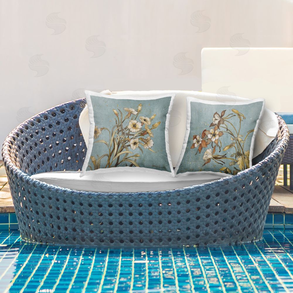 Lanie Loreth Traditional Field Flower Portrait Outdoor Quick-Dry Polyester Printed Throw Pillow in Back Yard