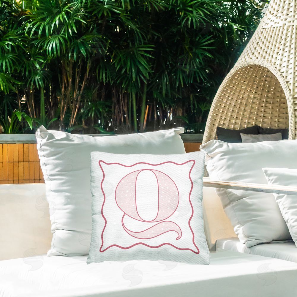 Stupell Studio Pink Patterned Q Initial Outdoor Quick-Dry Polyester Printed Throw Pillow in Back Yard