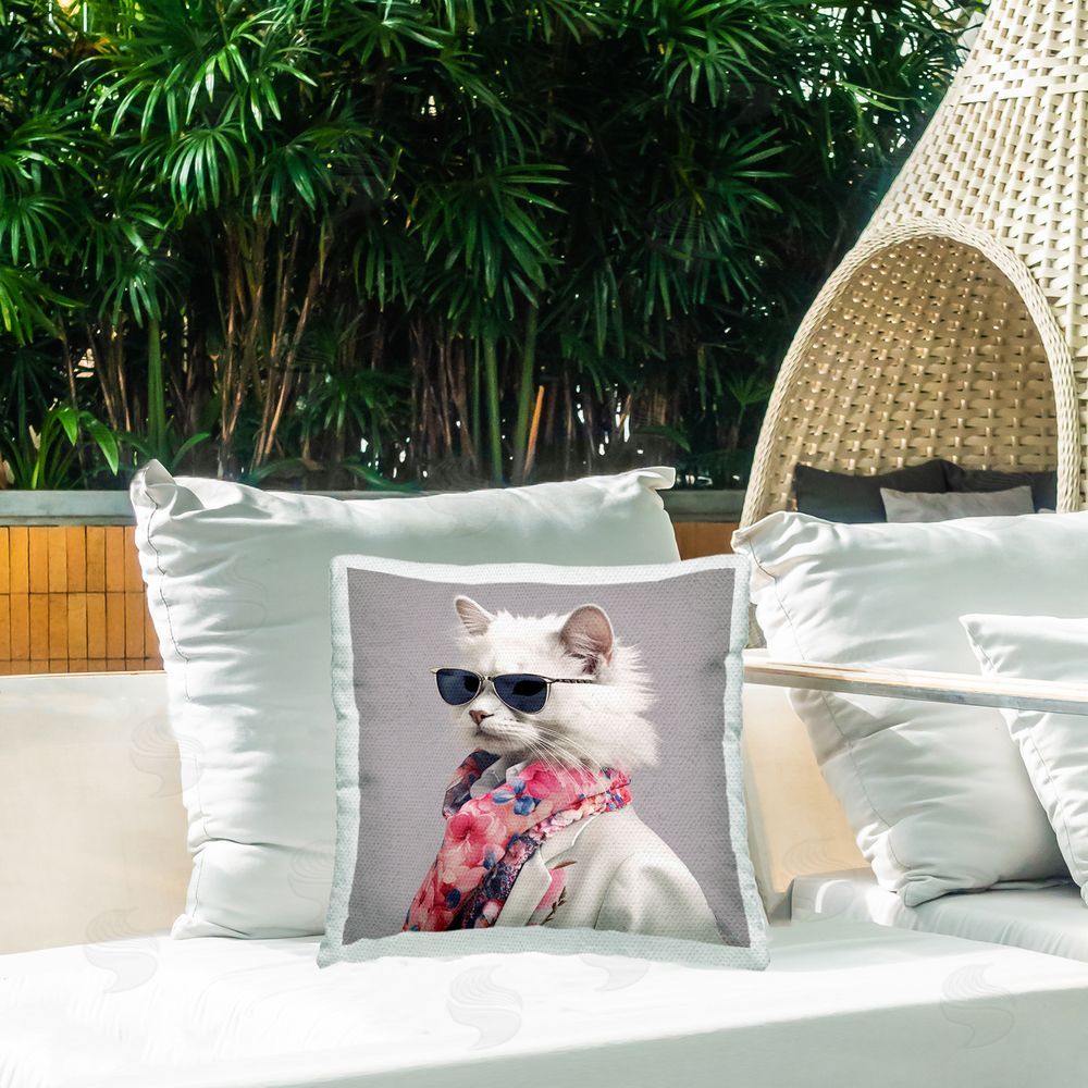 Roozbeh Stylish Cat Fashion Outdoor Quick-Dry Polyester Printed Throw Pillow in Back Yard