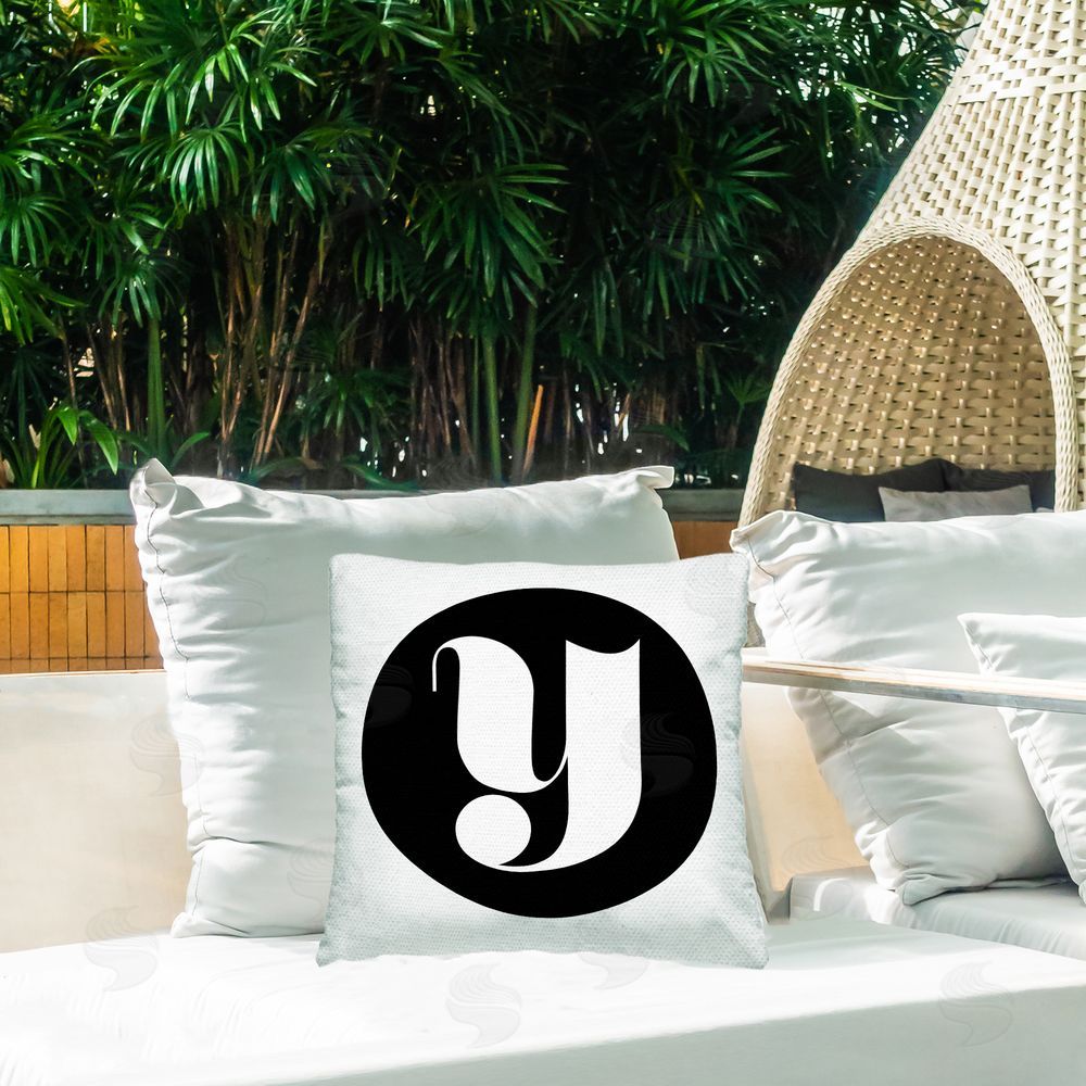 Stupell Studio Black Initial Y Outdoor Quick-Dry Polyester Printed Throw Pillow in Back Yard