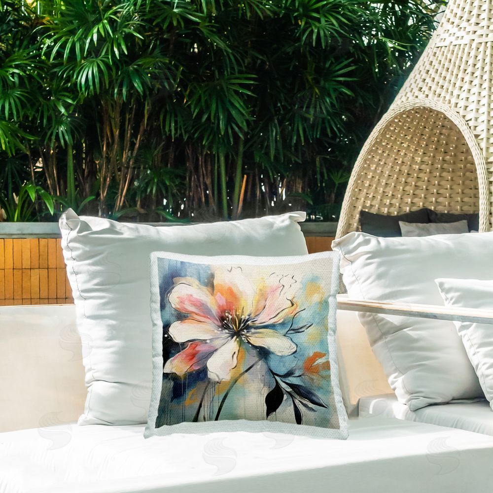 Lazar Studio Modern Blossom Shape Outdoor Quick-Dry Polyester Printed Throw Pillow in Back Yard