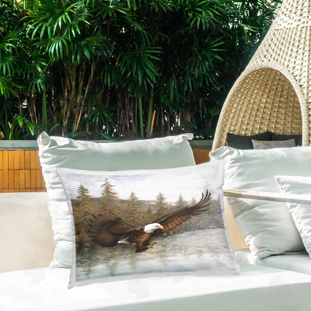 Dogwood Portfolio Rustic Soaring Eagle Outdoor Quick-Dry Polyester Printed Throw Pillow in Back Yard