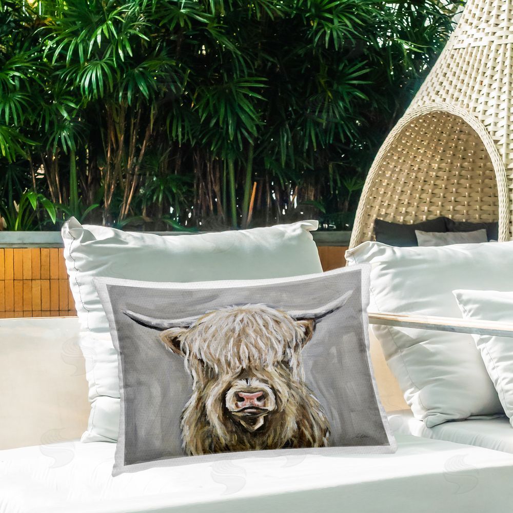 Lee Keller Traditional Cattle Portrait Outdoor Quick-Dry Polyester Printed Throw Pillow in Back Yard
