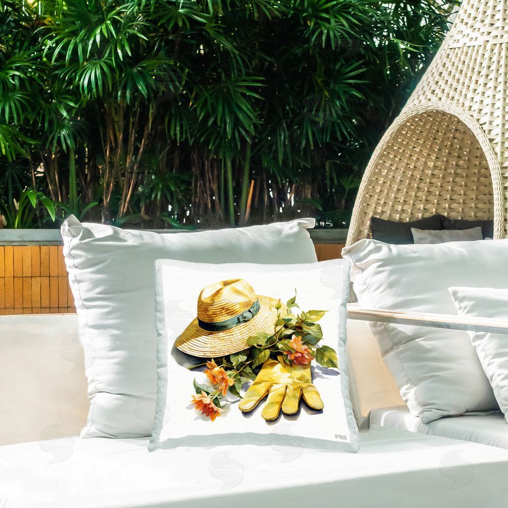 RB Floral Gardening Gear Outdoor Quick-Dry Polyester Printed Throw Pillow in Back Yard