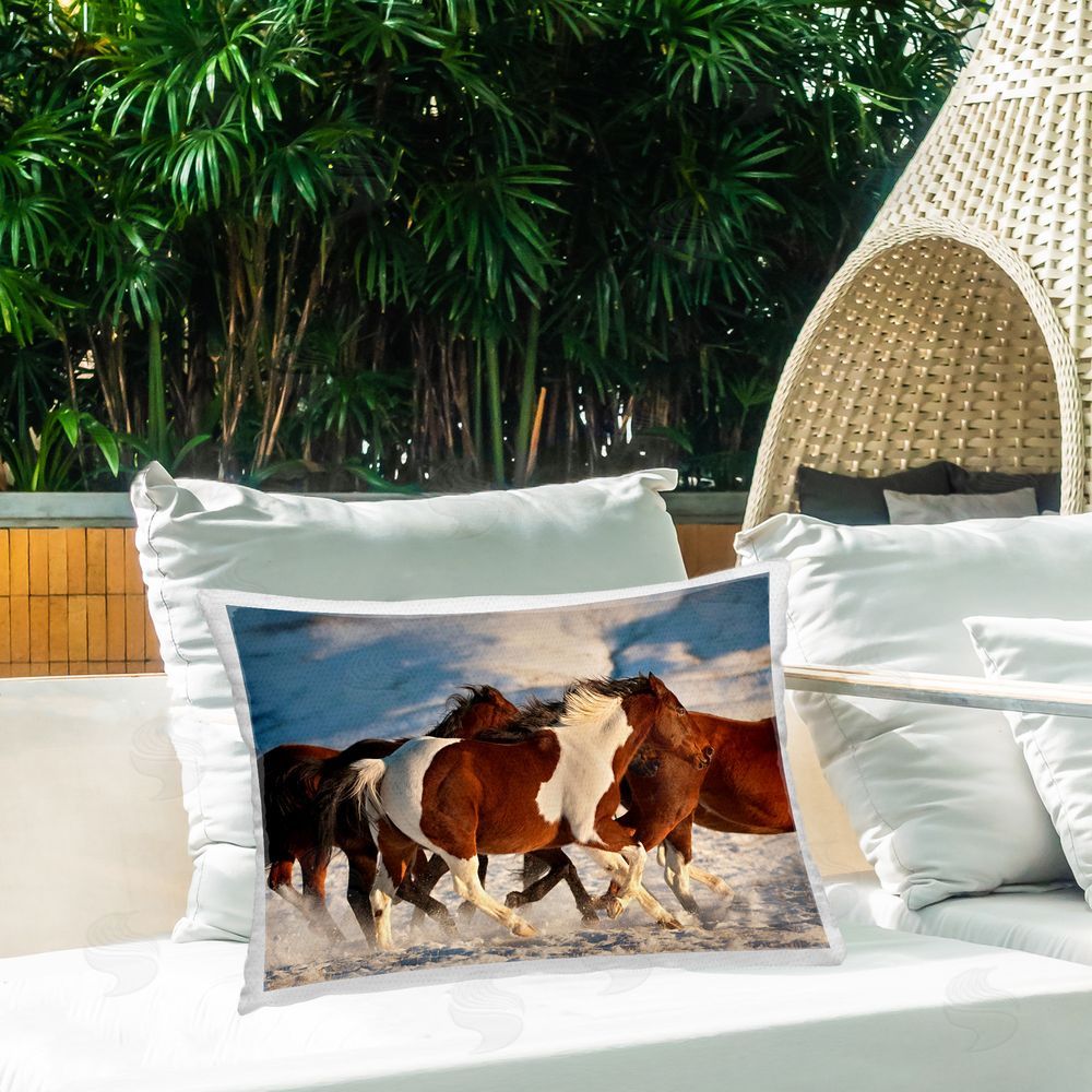 Lisa Dearing Horses Splashing Snow Outdoor Quick-Dry Polyester Printed Throw Pillow in Back Yard