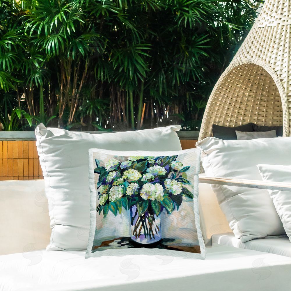 Jeanette Vertentes Full Jaimes Bouquet Outdoor Quick-Dry Polyester Printed Throw Pillow in Back Yard