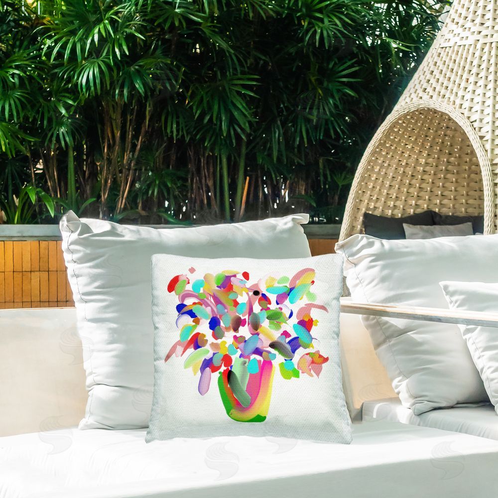 Bellassai Art Mood Flowers Bold Bouquet Outdoor Quick-Dry Polyester Printed Throw Pillow in Back Yard