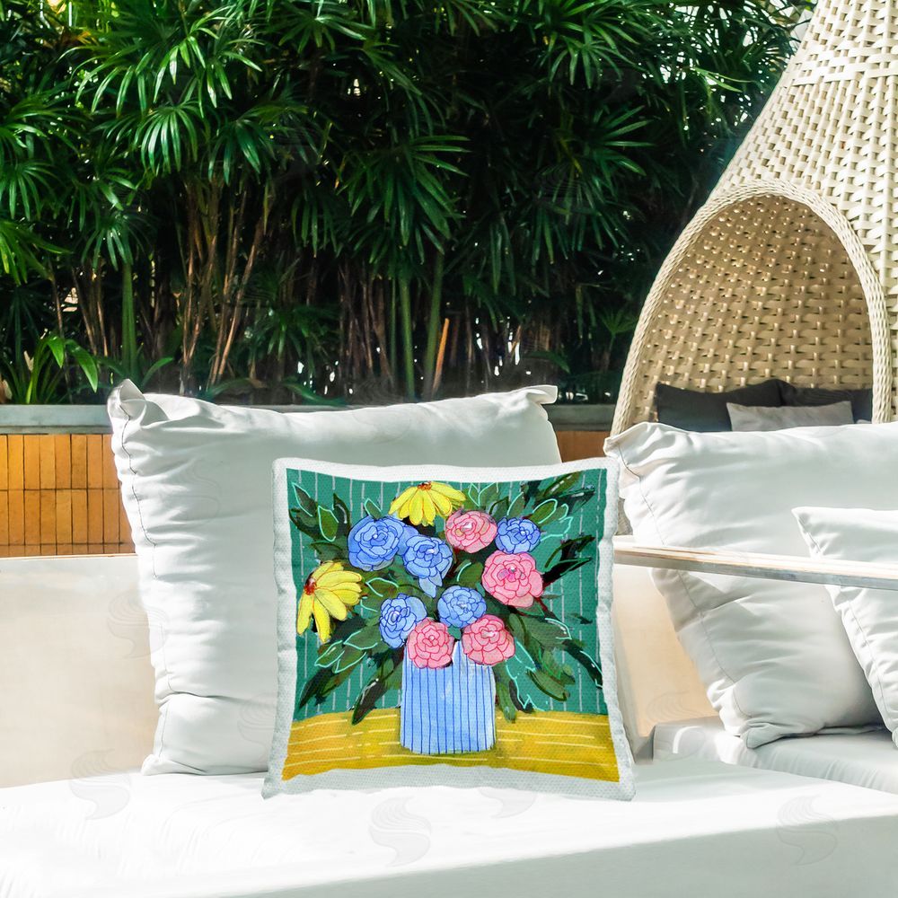Regina Moore Modern Style Blooms Outdoor Quick-Dry Polyester Printed Throw Pillow in Back Yard