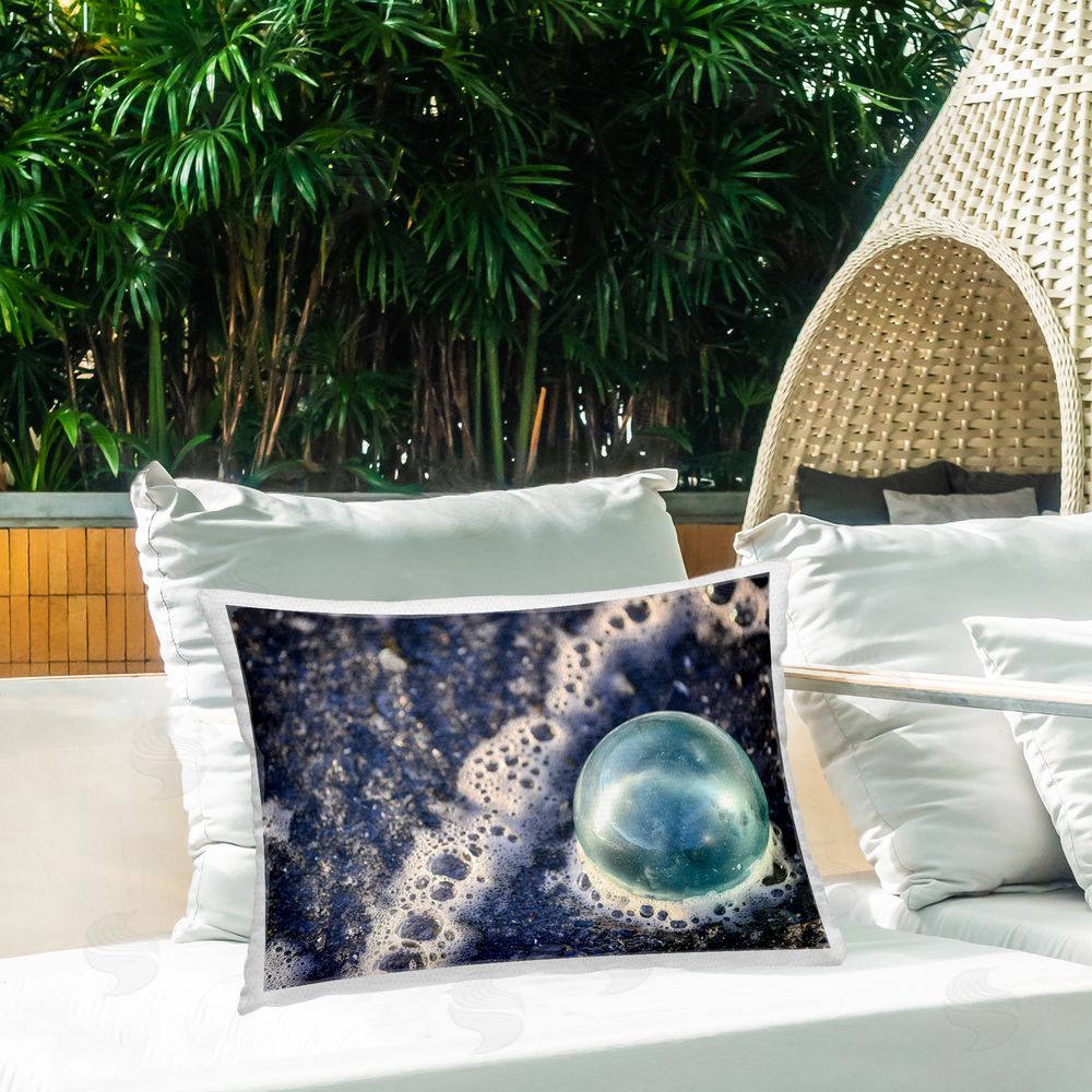 Savanah Plank Beach Foam & Bubble Outdoor Quick-Dry Polyester Printed Throw Pillow in Back Yard