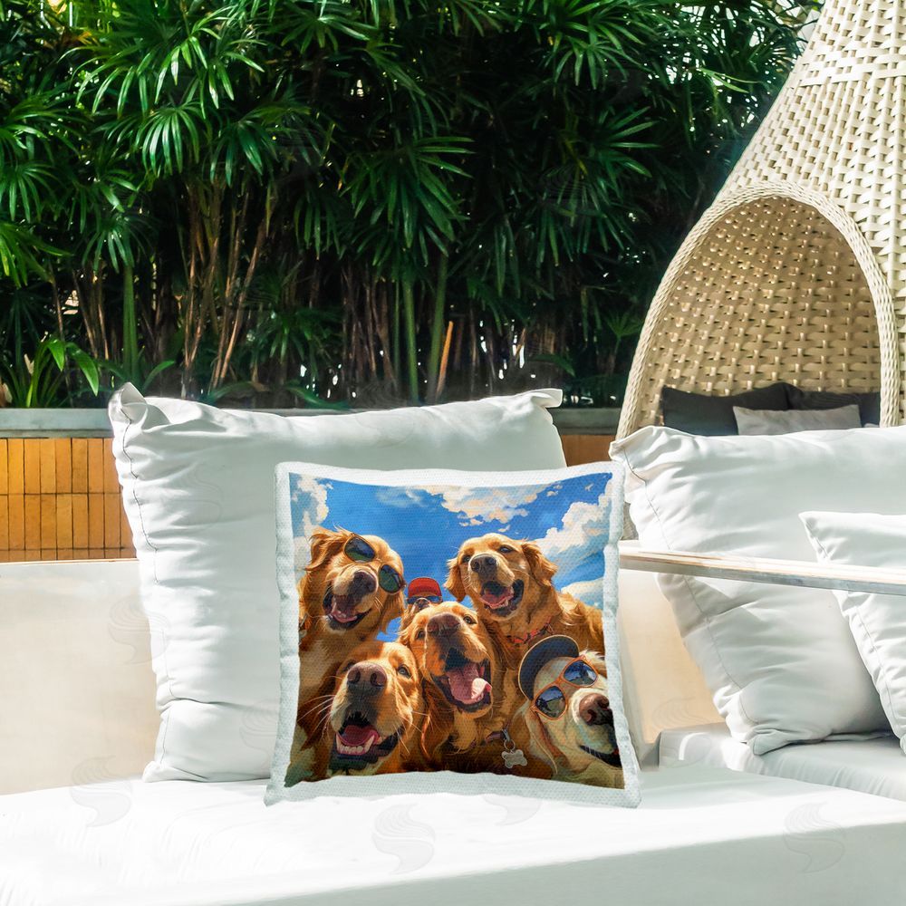 Jim Baldwin Golden Retriever Group Selfie Outdoor Quick-Dry Polyester Printed Throw Pillow in Back Yard