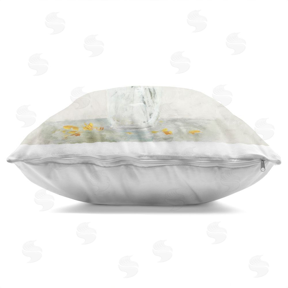 Lorenzo Collective Pop of Sunflowers Bouquet Indoor Plush Polyester Square Throw Pillow Zipper Detail
