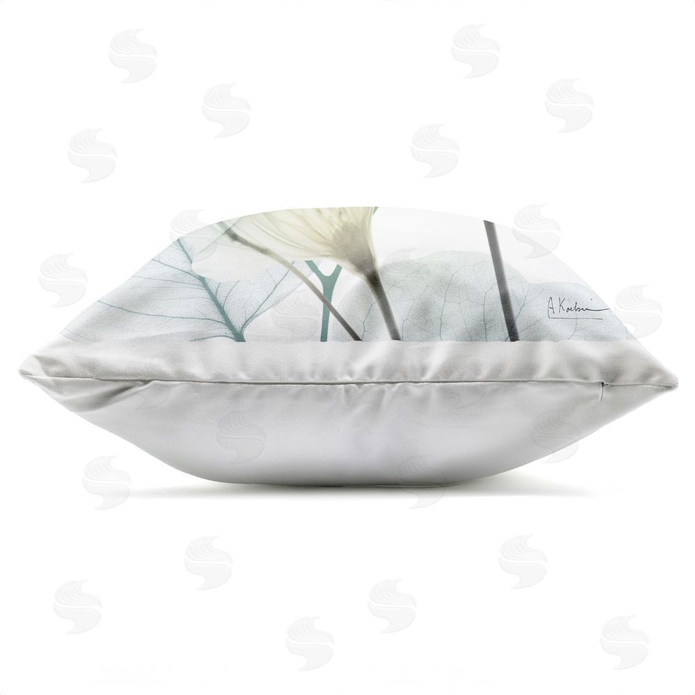 Albert Koetsier Divine Fate Petals Outdoor Quick-Dry Polyester Square Throw Pillow Zipper Detail