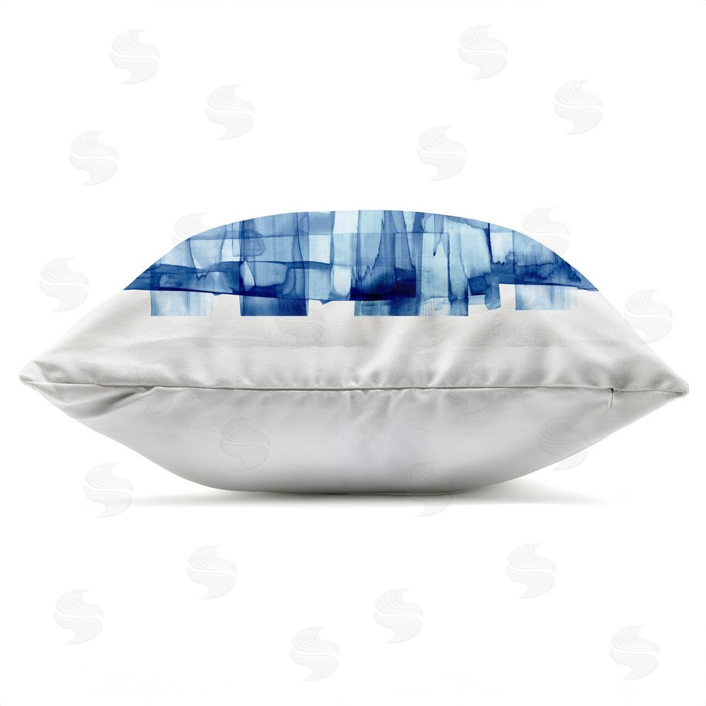 PI Studio Translucent Indigo Crosshatch Outdoor Quick-Dry Polyester Square Throw Pillow Zipper Detail