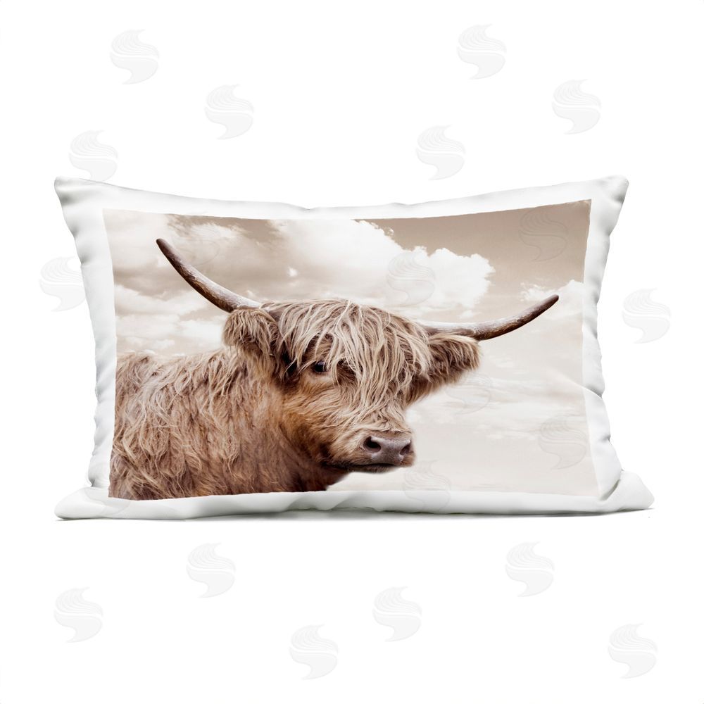 CAD Designs Shaggy Highland Cow & Clouds Outdoor Quick-Dry Polyester Lumbar Pillow