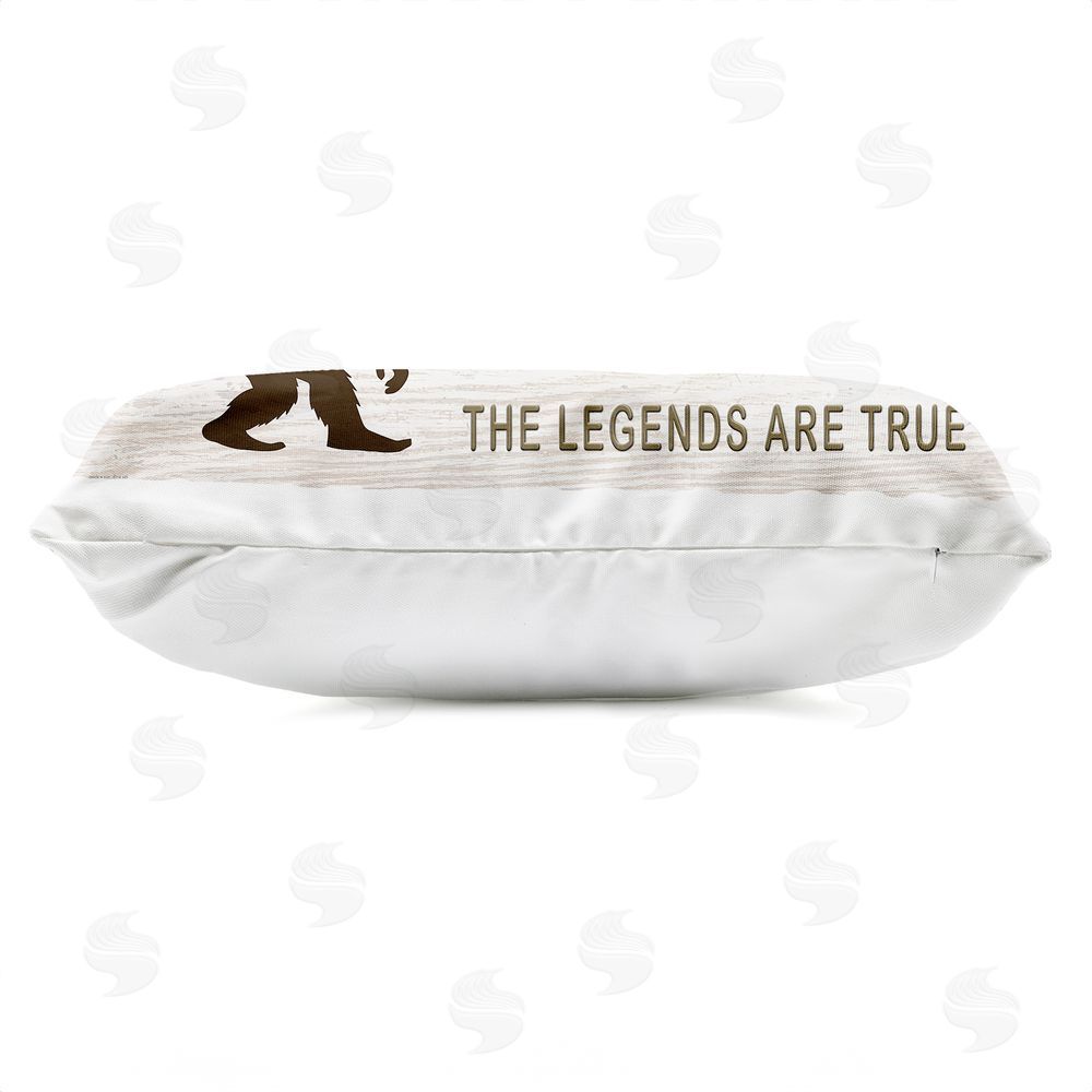 Seven Trees Design Welcome To Sasquatch Country Outdoor Quick-Dry Polyester Lumbar Pillow Zipper Detail