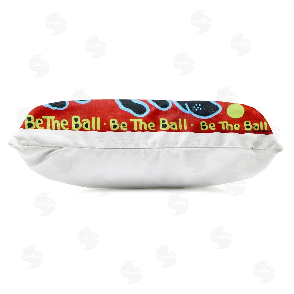 Hillary Vermont Be The Ball Playful Dog Outdoor Quick-Dry Polyester Lumbar Pillow Zipper Detail