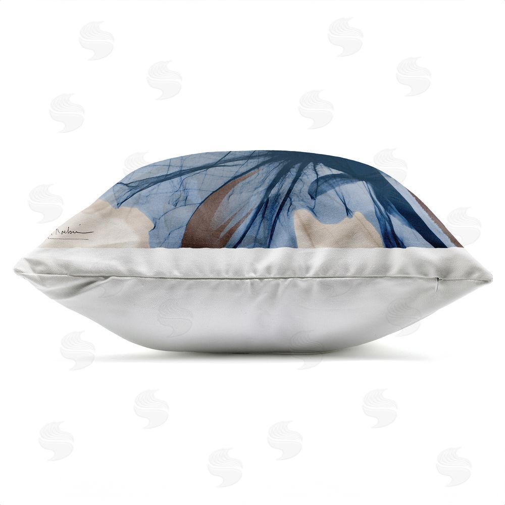 Albert Koetsier Sapphire Change Bloom Outdoor Quick-Dry Polyester Square Throw Pillow Zipper Detail